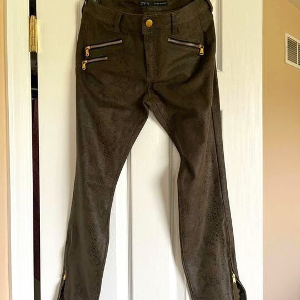 Zara- Snakeprint Pant w/ Gold accents - Size 6